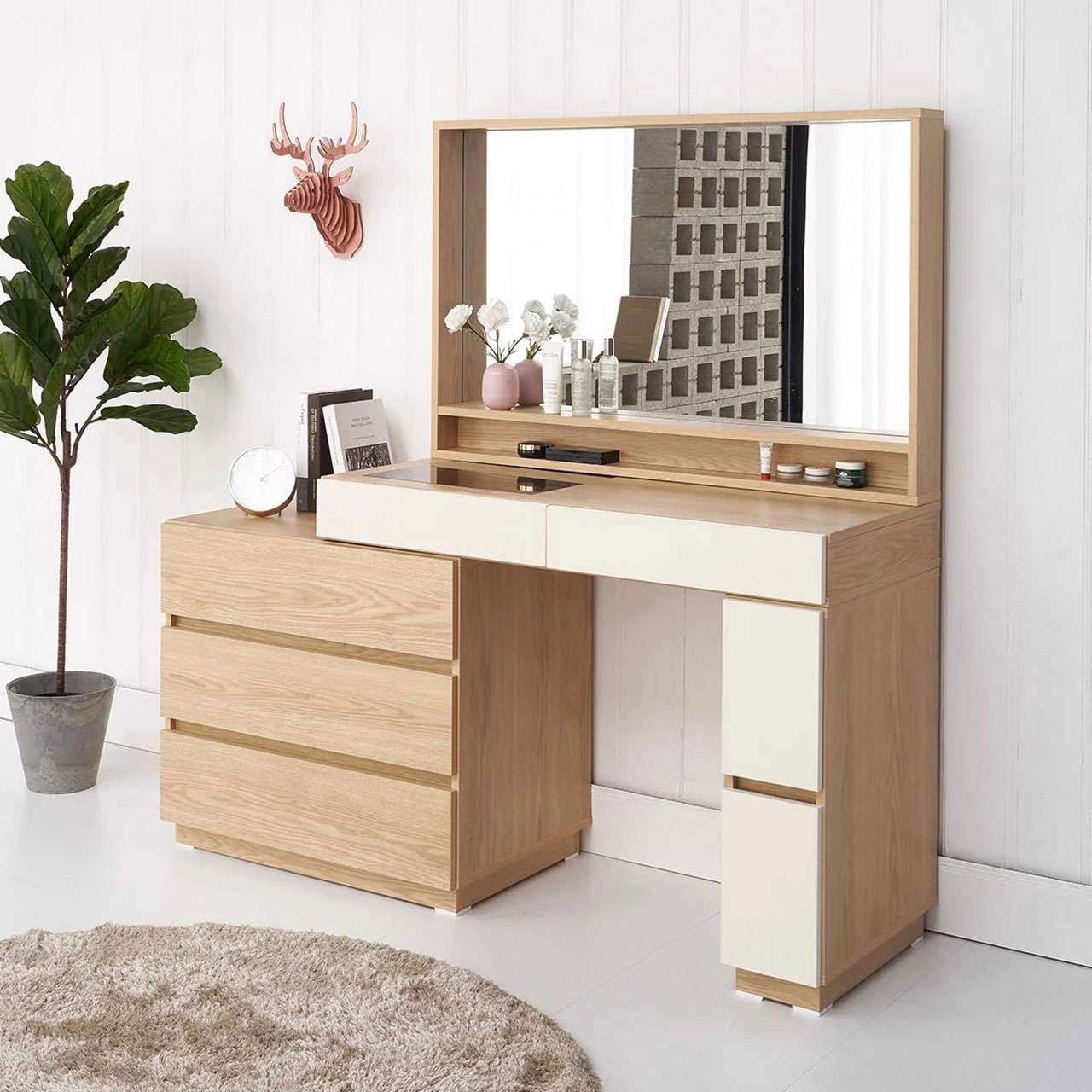 Các mẫu bàn trang điểm nhỏ xinh đẹp nhất 2022 24 Ban trang diem nho xinh